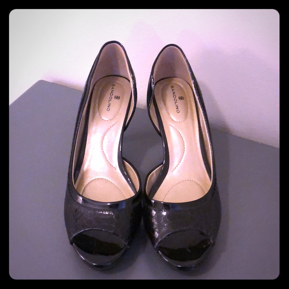 Open toed shoes